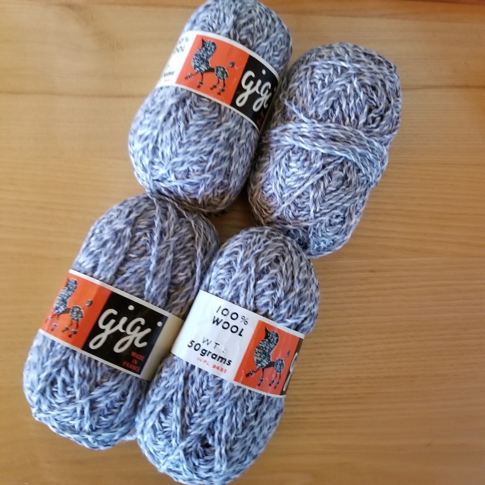 Lot Of 4 Skeins Wool Yarn by Gigi 50 Grams Each Gray White Tweed France VTG